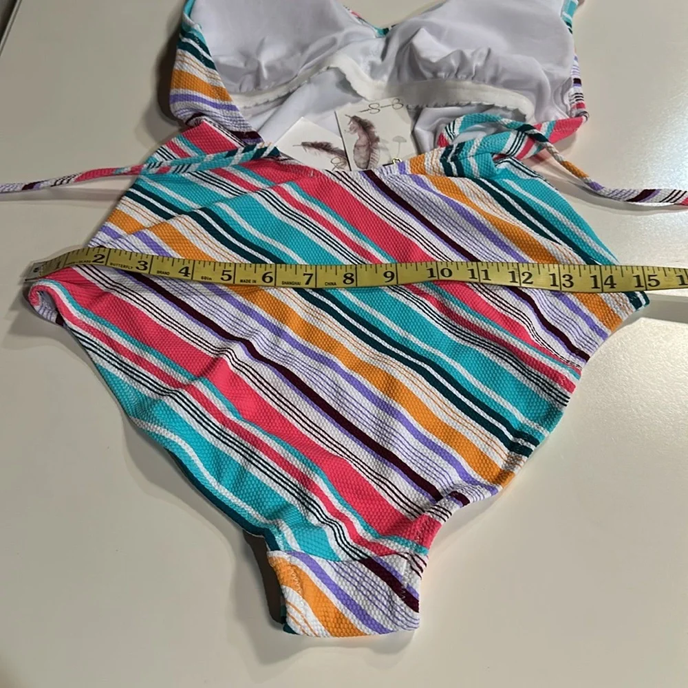 Jessica Simpson One-Piece Swimsuit Sz M